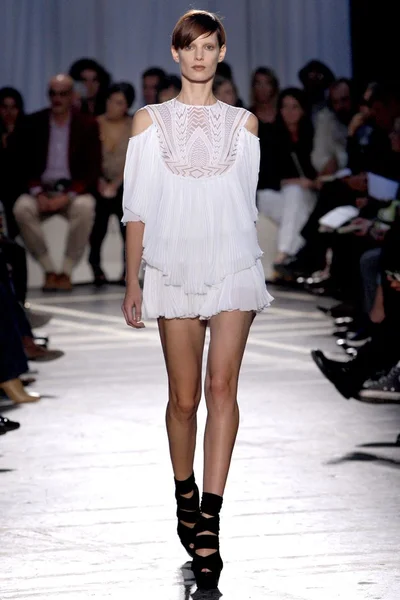 Look 46